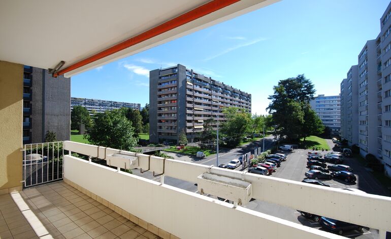 Appartement en pignon proche de l'ONU, Casatax