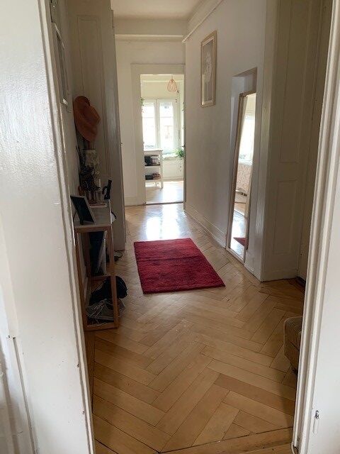Appartement de 3 pièces avec cachet dans un immeuble ancien classé