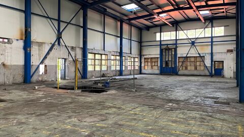 À louer - Espaces industriels à partir de 250 m² jusqu'à 5 000 m².