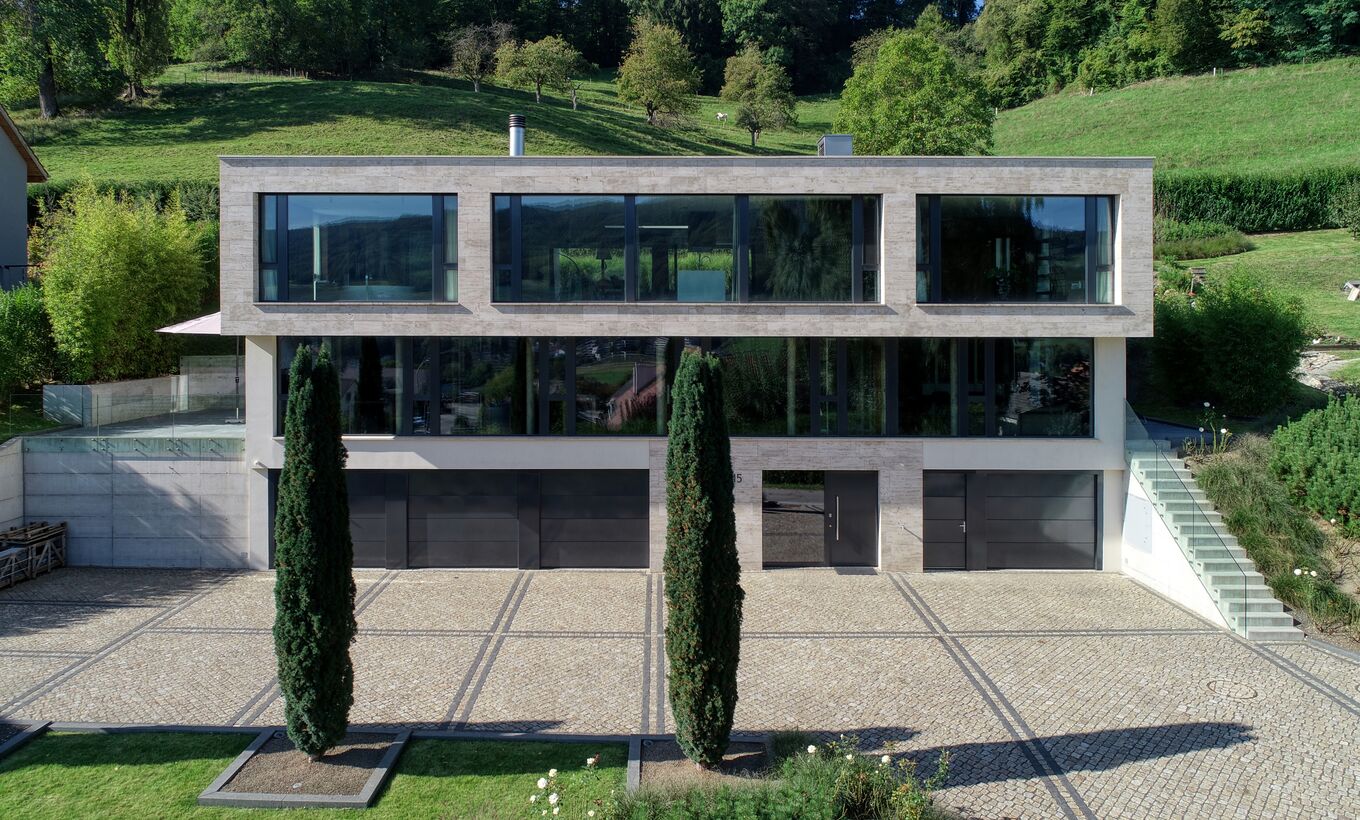 Exclusive villa for sophisticated living and working