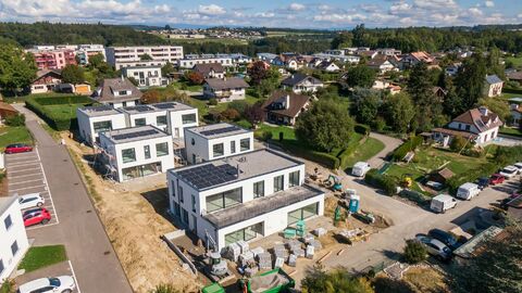Attique dans petit immeuble de seulement 3 logements