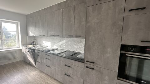 Tolle, renovierte Wohnung 75m2 mit Weitsicht auf Weide und Wald