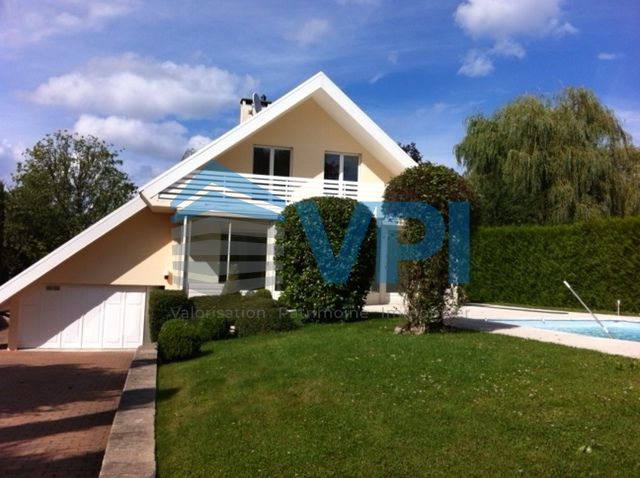 Villa de 155m2 à Commugny avec jardin et piscine