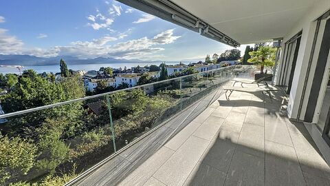 Appartement de 4.5 pièces avec vue imprenable sur le lac