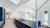 Situation unique - Magnifique villa rénovée avec jardin et vue lac