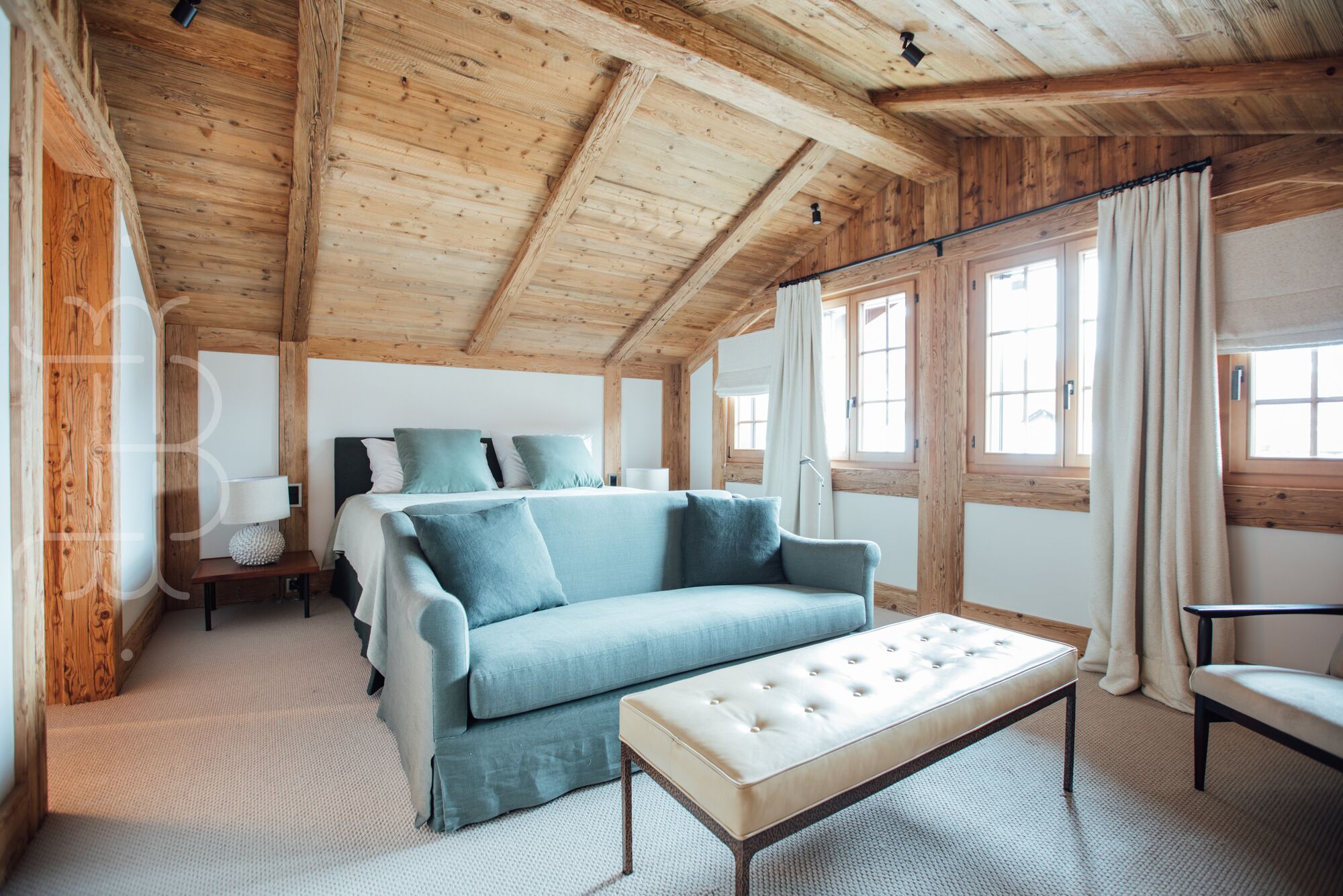 Interior view 3