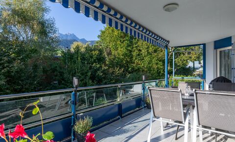 Tolle Wohnung mit Terrasse und Balkon