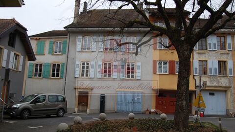Immeuble ou maison d'habitation à 3 niveaux à rénover à Grandson.