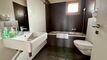 Chalet 7.5 pces - 186m2, 4 chambres, un couvert à voitures
