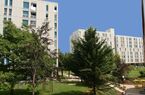 APPARTEMENT DE 4 PIECES 
PROCHE DE TOUTES COMMODITES