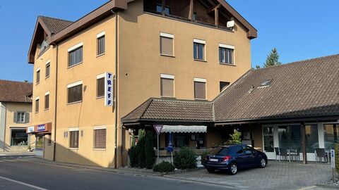 Potential vorhanden!
Wohn- und Geschäftshaus im Herzen von Reinach AG