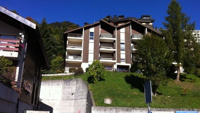 Vendu à Leysin : appartement 2,5 p de 51 m2 en plein centre
