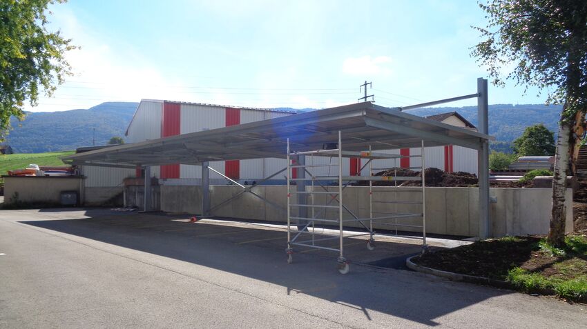 Covered parking space