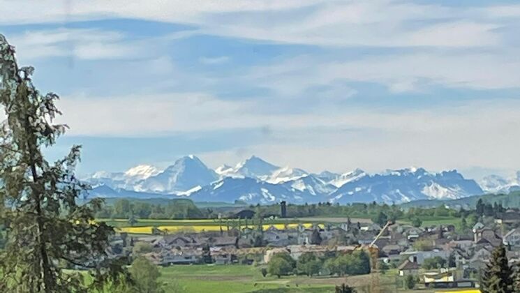 Wohnen im Herzen von Sarmenstorf
4 ½ Zi-Maisonette-WHG mit Weitsicht Wohnen im Herzen von Sarmenstorf
4 ½ Zi-Maisonette-WHG mit Weitsicht