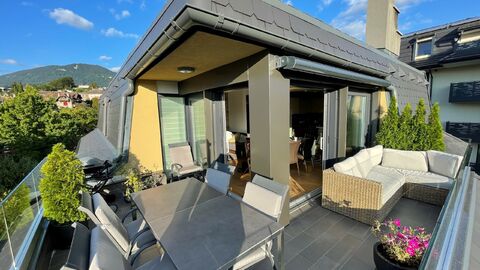 TRÈS BEL APPARTEMENT DE STANDING DE 4,5 PIÈCES AVEC ASCENSEUR PRIVATIF