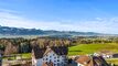 Sonniges Wohnen über der Nebelgrenze mit Pool und Weitsicht