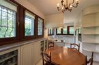 Spacious and elegant villa surrounded by a large and sunny  garden