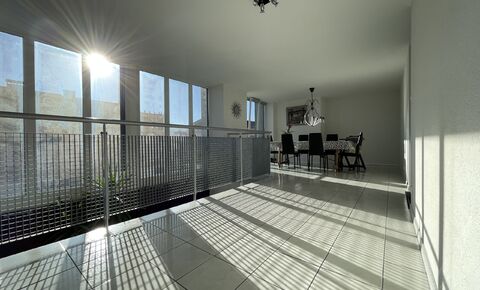 APPARTEMENT ATYPIQUE