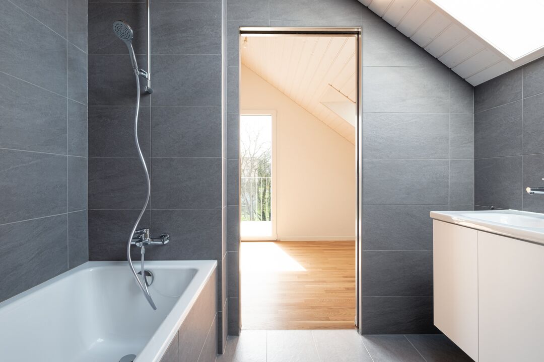 Construction d'un petit immeuble au style villageois avec 6 appartements : l'intérieur.