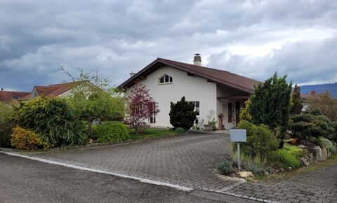 Office CH-2842 Rossemaison, Dans le centre du village,