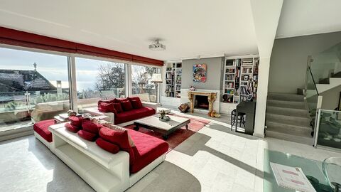 Magnifique maison contiguë de 6,5 pièces sur 4 niveaux