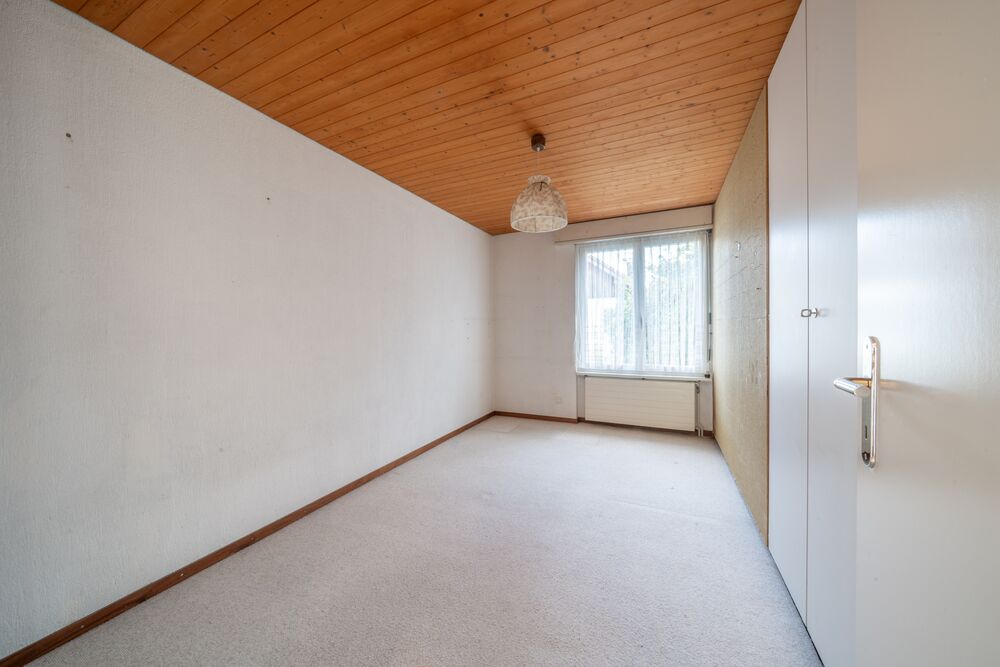 Grosszügiges Einfamilienhaus mit Gartenparadies