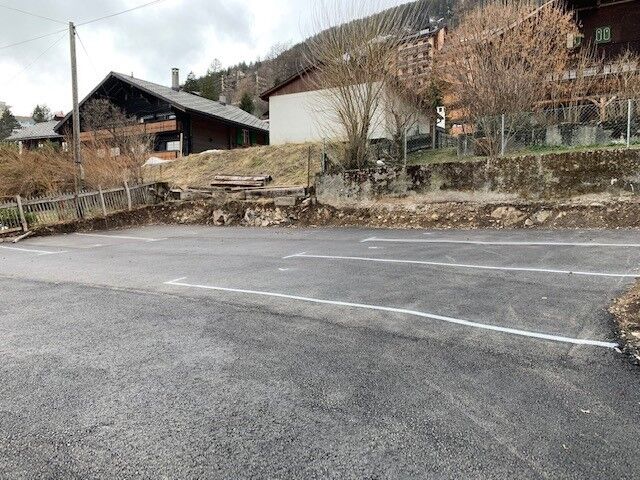 place de parc à disposition