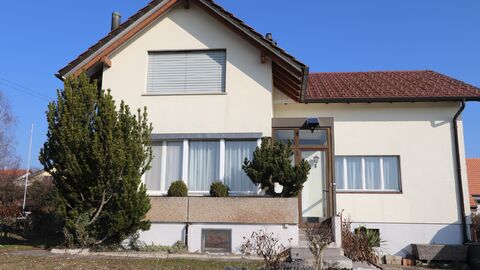 Maison à deux appartements
Profitez du calme de la campagne!