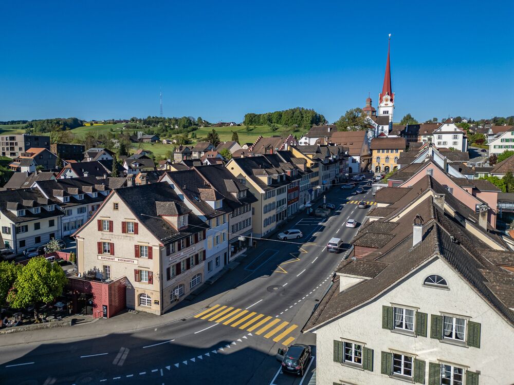 Charmantes Wohn- und Geschäftshaus