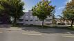 A VENDRE
IMMEUBLE D'HABITATION
4 GARAGES INDIVIDUELS
2 PLACES EXT.