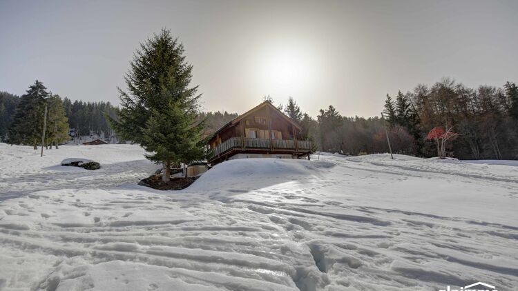 A vendre à Nendaz : Dans un havre de paix, splendide chalet rénové !