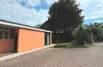 Spaziosa villa con piscina e splendida vista panoramica sui vigneti