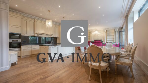 Stuning contemporary loft completely renovated