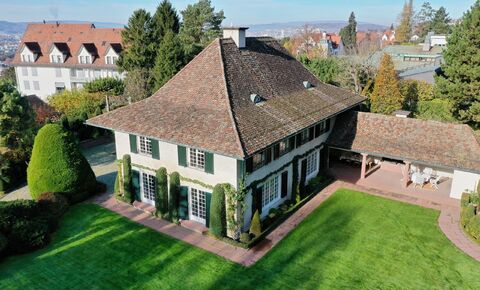 "EIN JUWEL AM ZÜRICHBERG"
Charmante Altstadtvilla in bester Lage