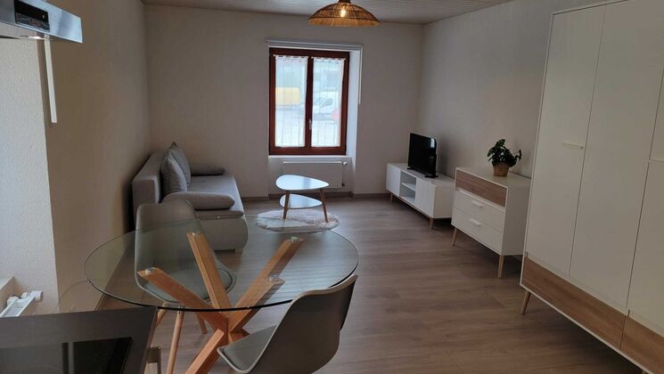 Furnished apartment CH-2108 Couvet, Rue de la Gare 9