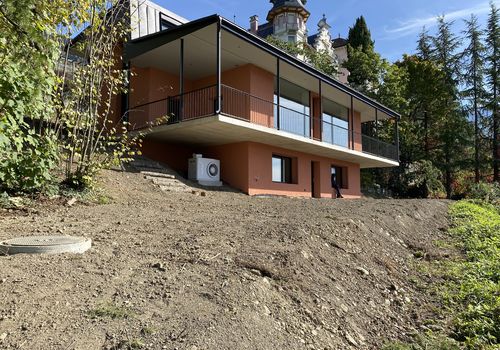 Sur les Hauts de Montreux 
Splendide villa avec vue lac