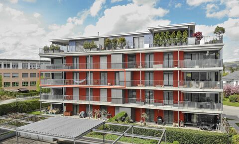 Grosszügige 5.5-Zimmer-Wohnung an zentraler Lage