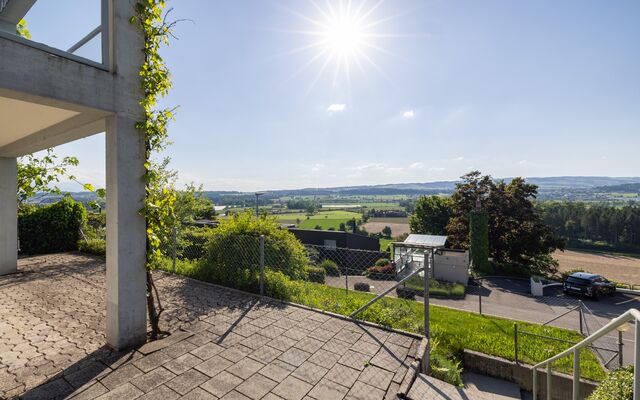 Ein Rückzugsort mit Weitblick und grosszügigem Dachgeschoss