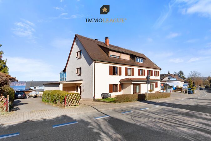 Vollvermietetes Mehrfamilienhaus mit drei Wohnungen.