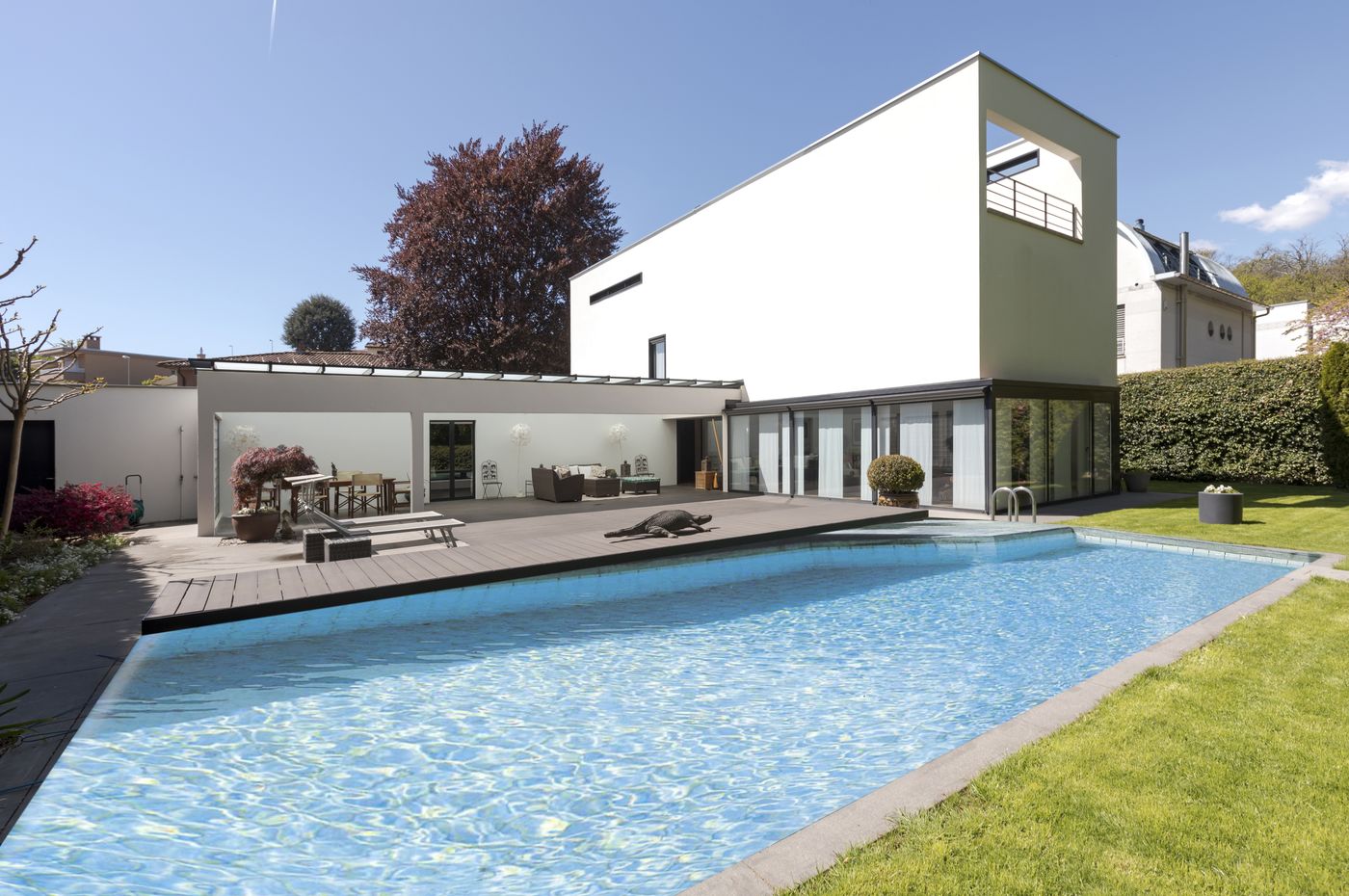 Elegante Design-Villa mit Schwimmbad in Porza