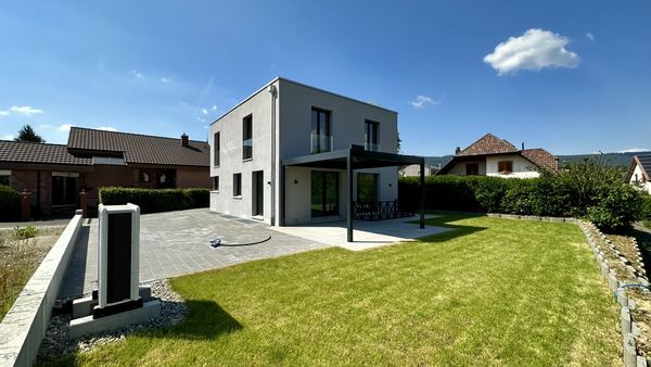 New build detached house just 21 minutes by car from Basel