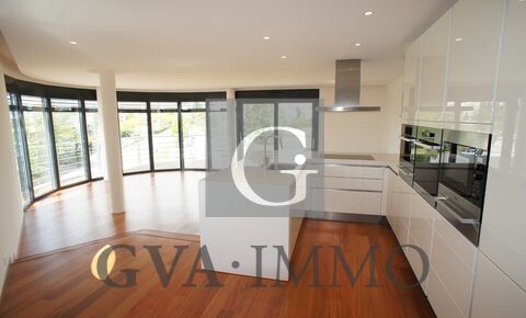 New loft apartment located in a prestigious residence