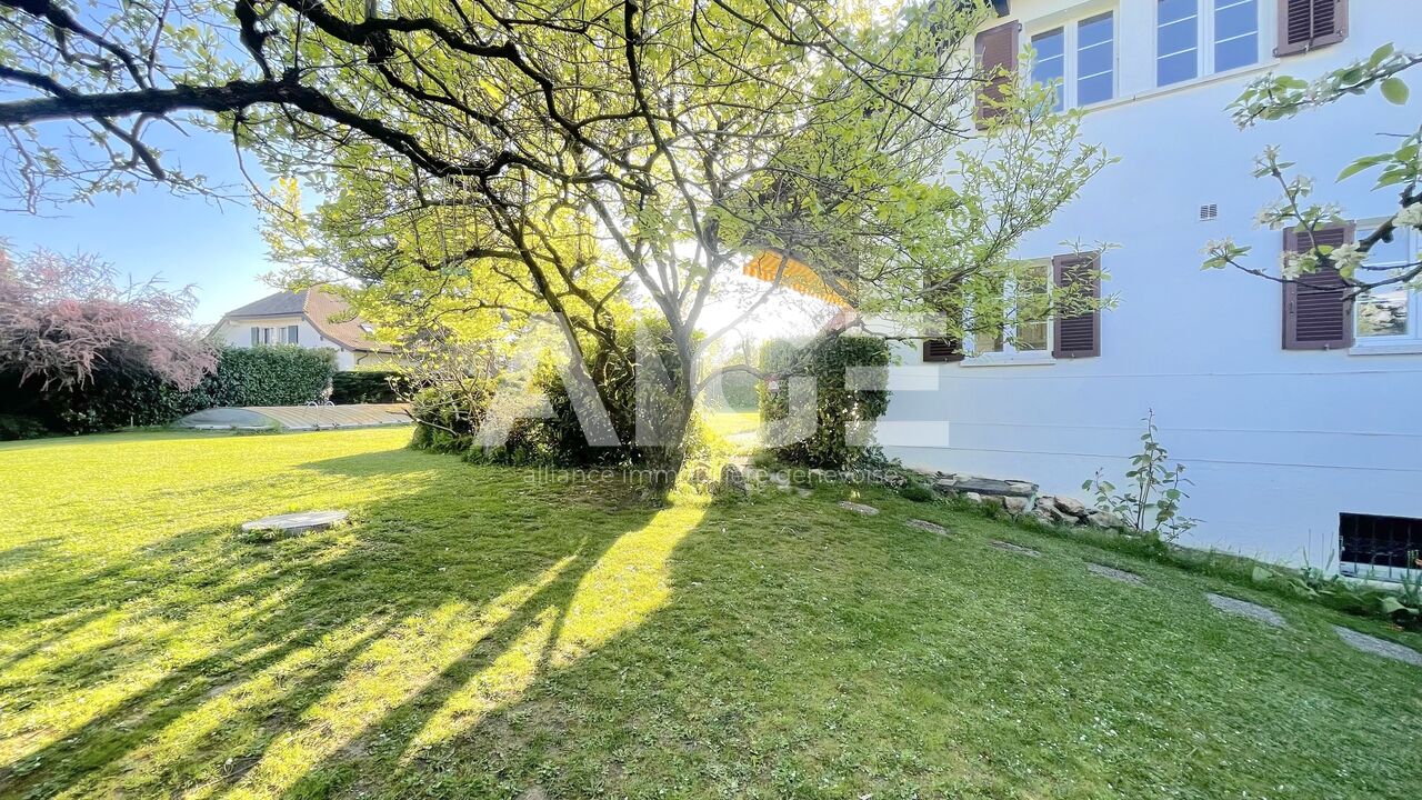 Villa with pool in Thônex