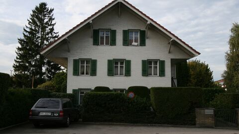 Ältere Liegenschaft im Zentrum von Muntelier