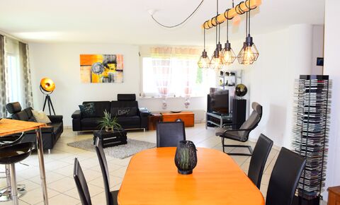 Spacious 5.5 room apartment with balcony and elevator