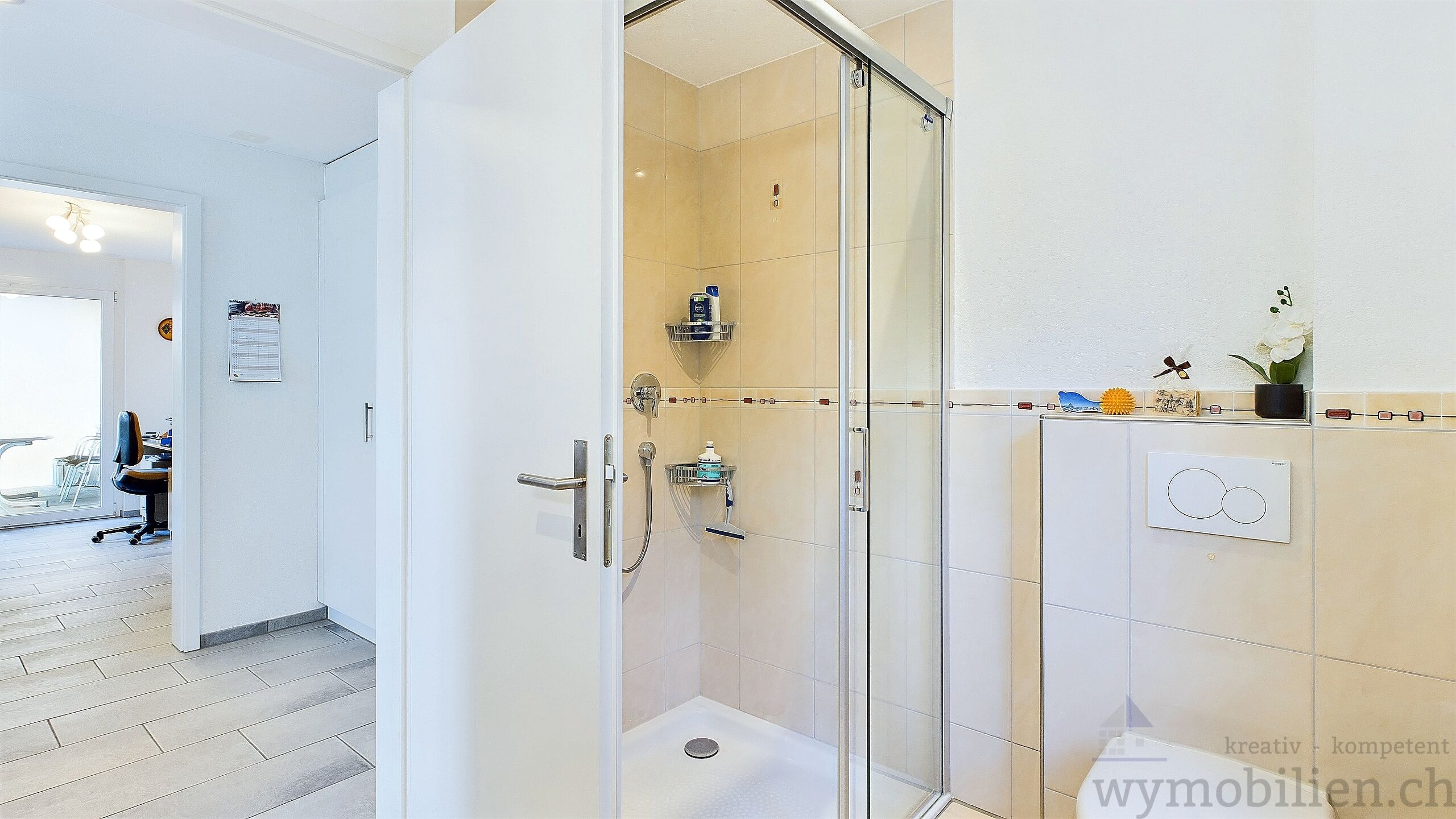 Bad mit Dusche OG 
