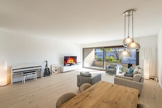 SPACIOUS AND BRIGHT APARTMENT IN CASSARATE