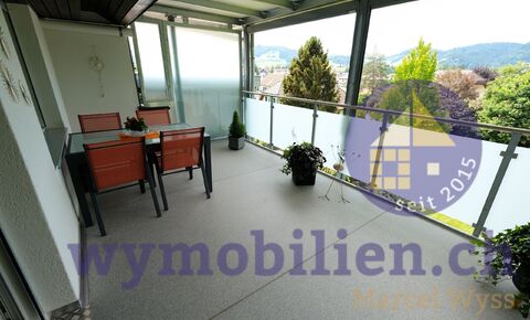 Attraktive 4.5-Zimmer-Wohnung mit grossem Balkon in Rüegsauschachen