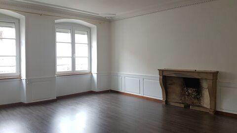 2.5 pces avec cachet
au coeur de Porrentruy