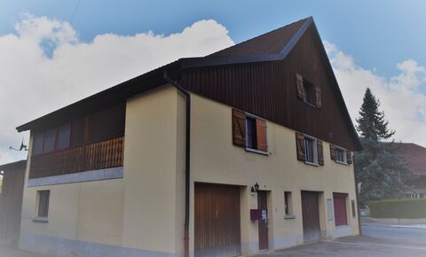 Welcoming semi-detached house with a local + showcase on the ground - 228 m2